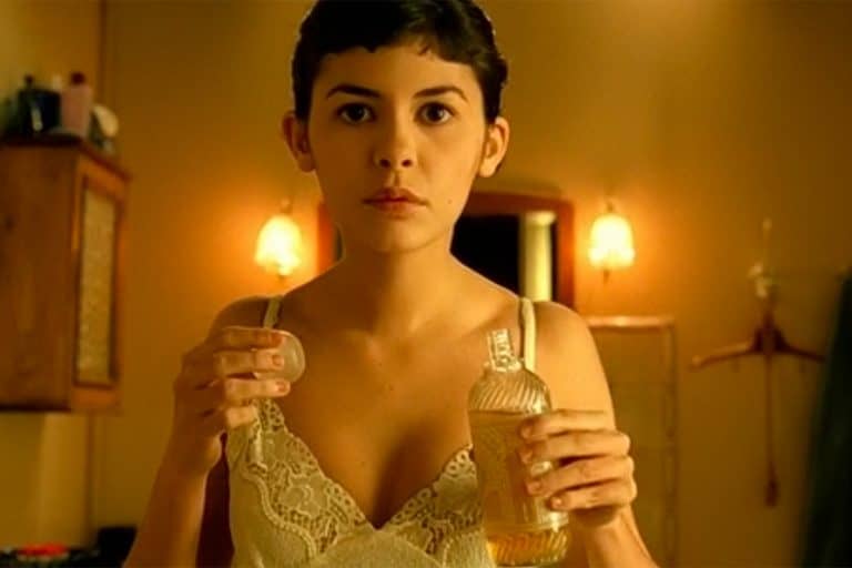 a still from the film amelie showing actress audrey tatou