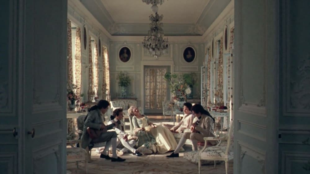 marie antoinette blue walls