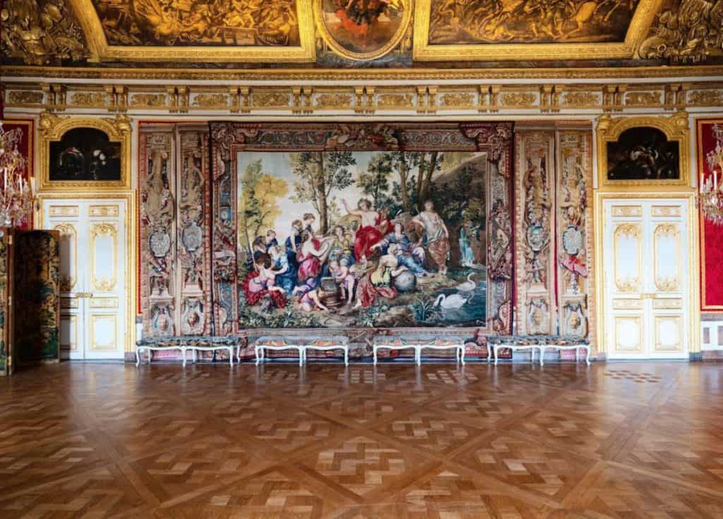 an image of the interior of the chateau at versailles