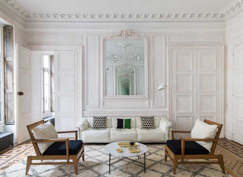 How can I decorate my home like a Parisian moldings