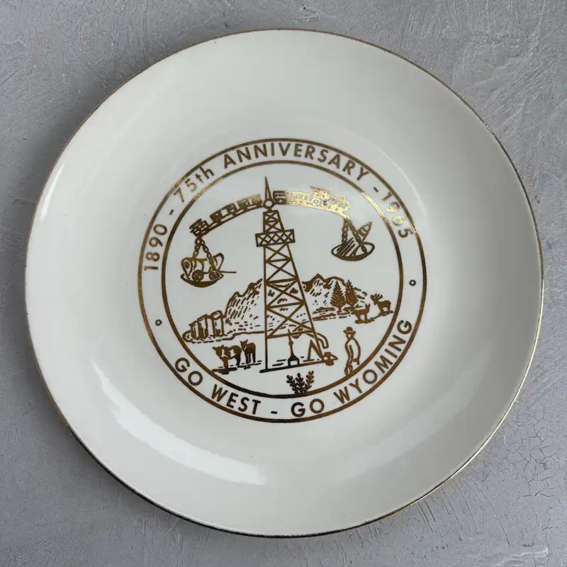 wyoming souvenir plate