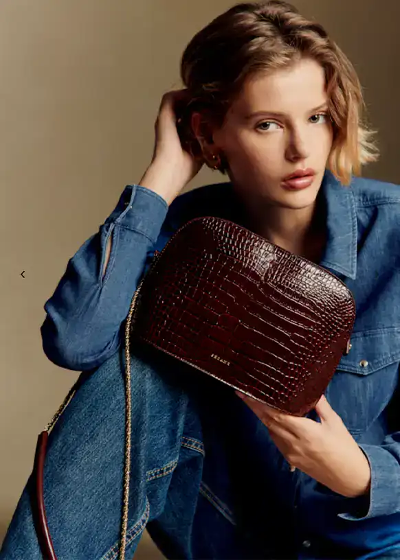 victor in chocolate crocodile texture