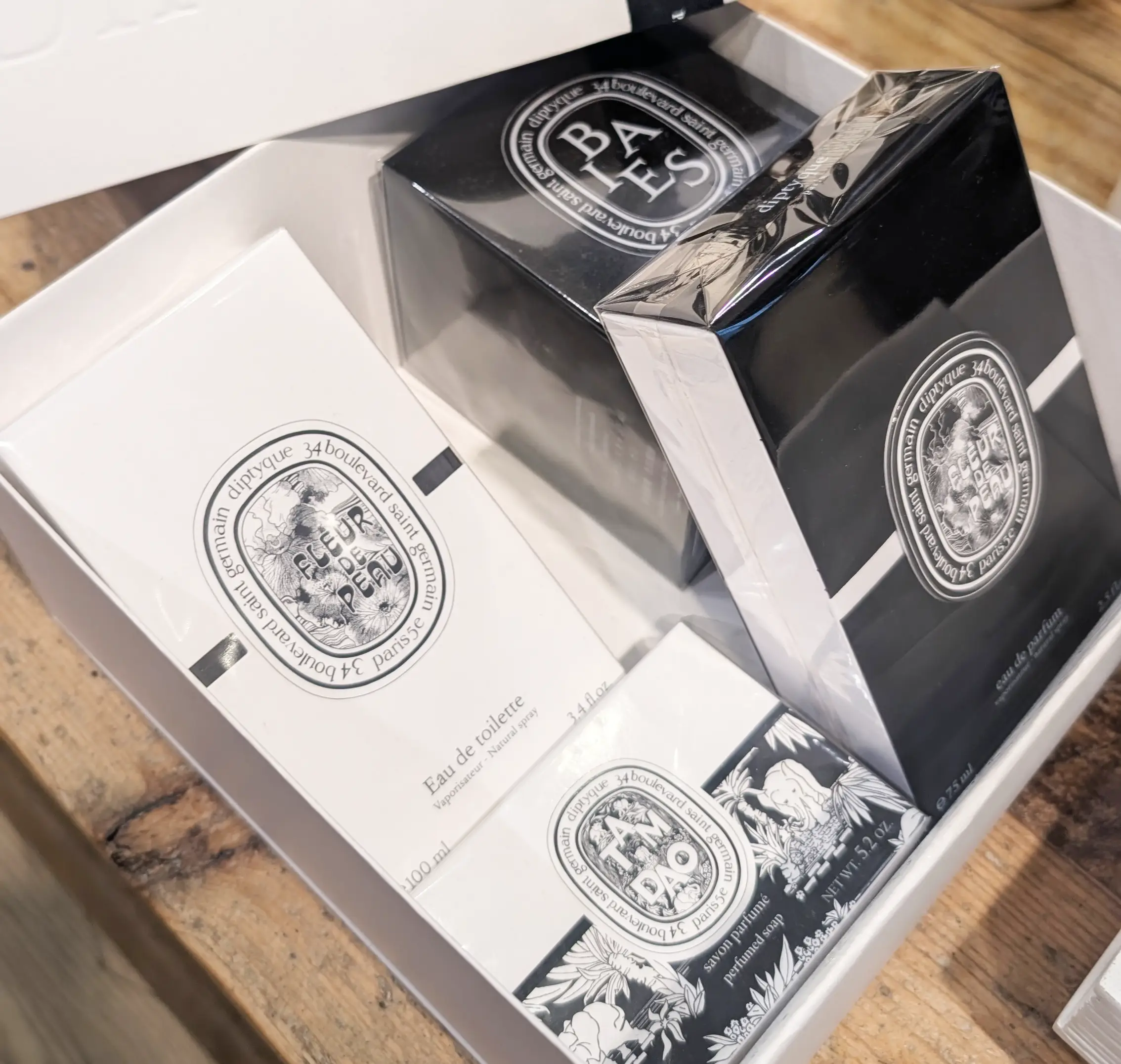 baies at vallee village diptyque shop